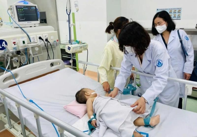 Sốt xuất huyết tăng hơn 131%, TP.HCM tổng lực phòng dịch, quyết ngăn tử vong- Ảnh 1. Sốt xuất huyết tăng hơn 131%, TP.HCM tổng lực phòng dịch, quyết ngăn tử vong- Ảnh 1.