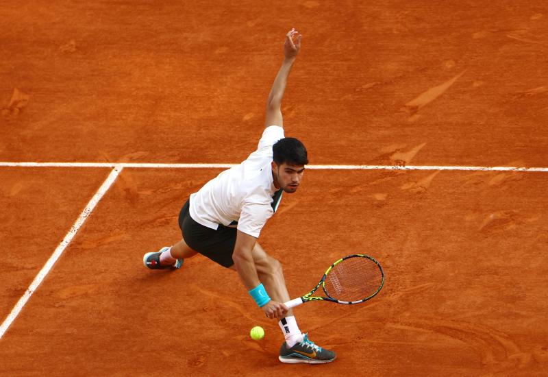 Alcaraz vô địch Roland Garros 2025: Cú lội ngược dòng kinh điển, thắng nghẹt thở Sinner- Ảnh 11.