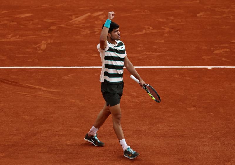 Alcaraz vô địch Roland Garros 2025: Cú lội ngược dòng kinh điển, thắng nghẹt thở Sinner- Ảnh 12.
