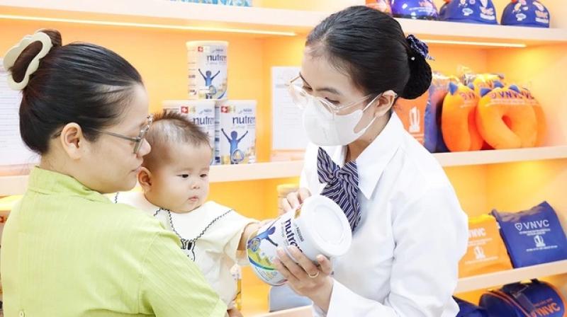 VNVC cùng thương hiệu dinh dưỡng quốc tế phục vụ cộng đồng trong bối cảnh ‘nóng’- Ảnh 3.