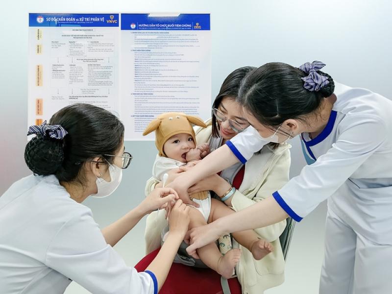 VNVC cùng thương hiệu dinh dưỡng quốc tế phục vụ cộng đồng trong bối cảnh ‘nóng’- Ảnh 4.