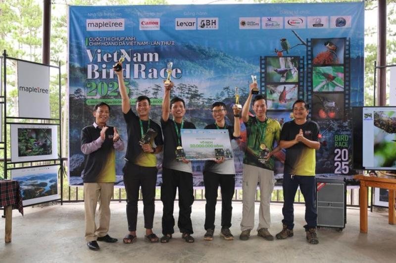 ‘Cuộc đua bắn chim’ lạ lùng ở vườn quốc gia Bidoup  - Ảnh 6.