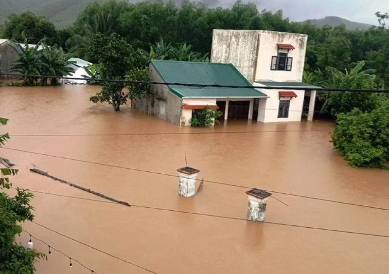 Bão số 1: Hơn 300 ngôi nhà ở Quảng Nam ngập sâu trong biển nước- Ảnh 1.