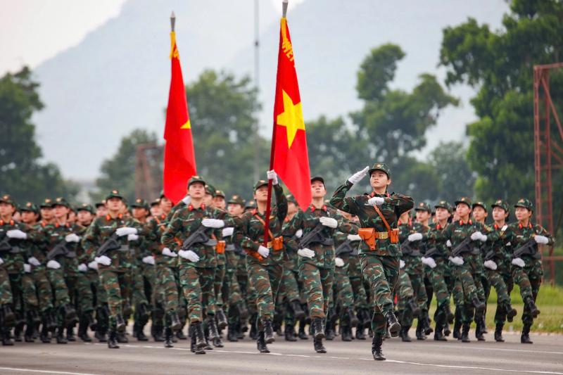 Hàng nghìn nữ chiến sĩ đổ mồ hôi trong buổi hợp luyện nhiệm vụ A80- Ảnh 7.