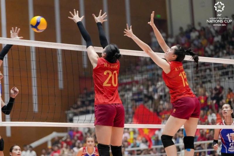 Bóng chuyền nữ Việt Nam lọt tốp 25 thế giới: Bỏ xa Hàn Quốc, thu hẹp khoảng cách với Thái Lan- Ảnh 1.