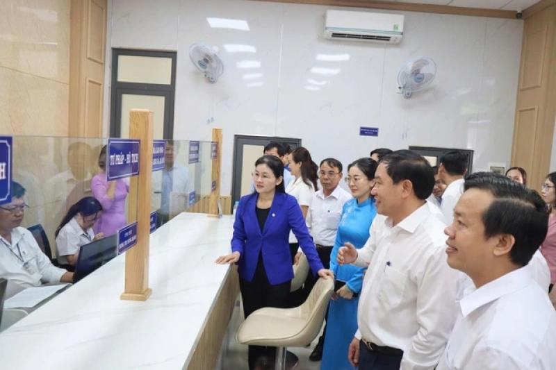 Bình Phước: Xây dựng chính quyền gần dân, sát dân, tất cả vì lợi ích của dân  - Ảnh 6.