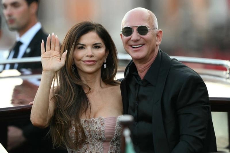 Chuyện chưa kể quanh đám cưới xa hoa của tỉ phú Jeff Bezos- Ảnh 1.