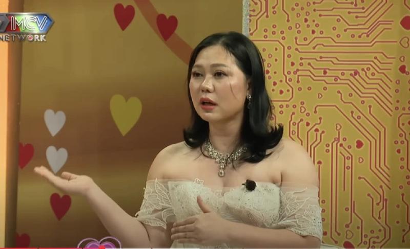 Cô gái Việt 'quẹt' app Tinder tìm chồng và cái kết làm dâu hào môn Ấn Độ - Ảnh 3.
