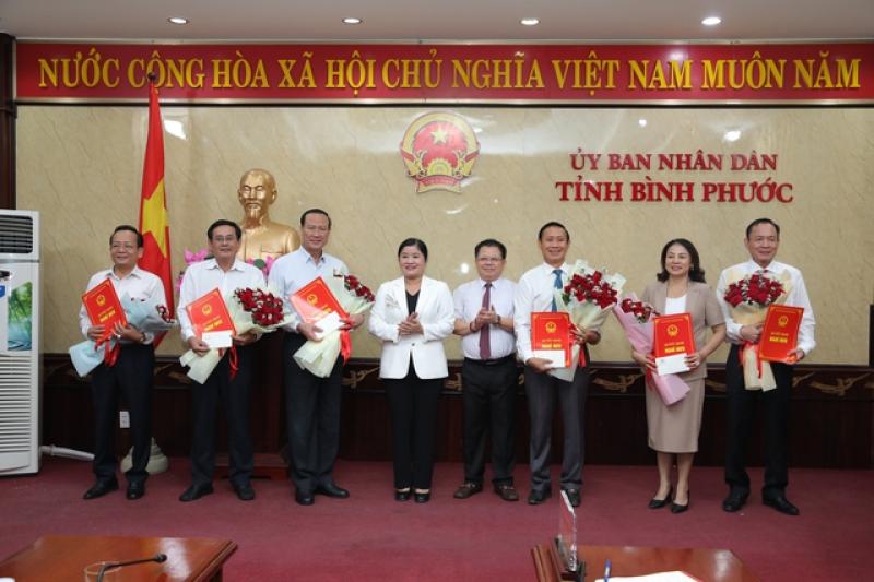 Bình Phước có 17 lãnh đạo nghỉ hưu trước tuổi theo quy định mới- Ảnh 2.