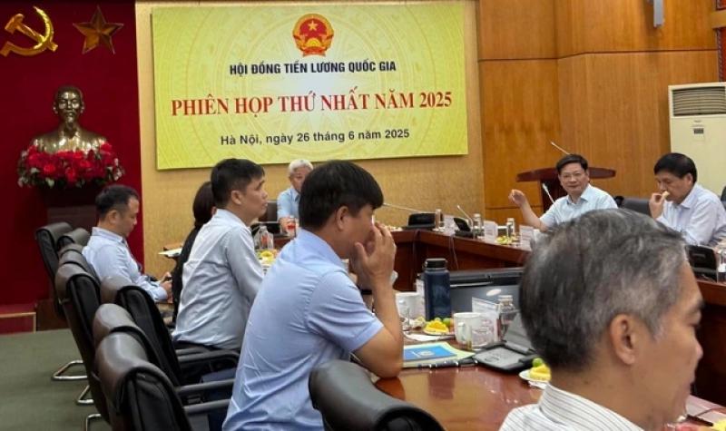 Công đoàn đề xuất mức tăng lương gấp 2 - 3 lần mức tăng của giới chủ- Ảnh 1.