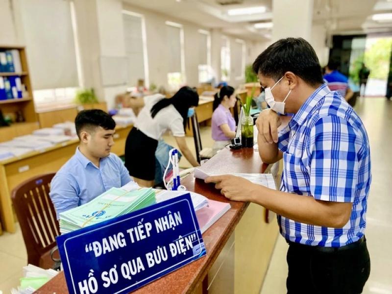 Chính sách mới từ 1.7.2025: Chủ hộ kinh doanh phải đóng BHXH bắt buộc- Ảnh 1.