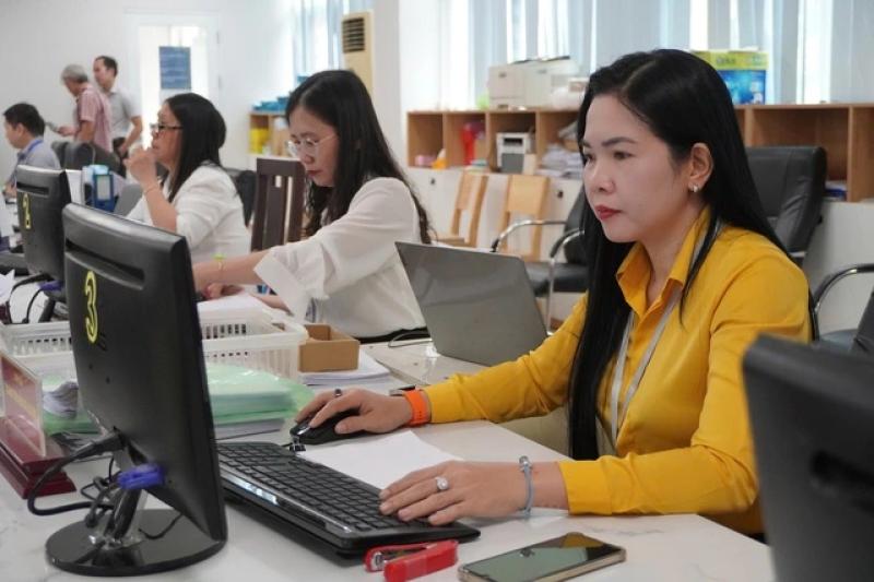 TP.HCM dự kiến đưa 4 thành ủy viên, 5 trưởng ngành về phường, xã mới- Ảnh 1.