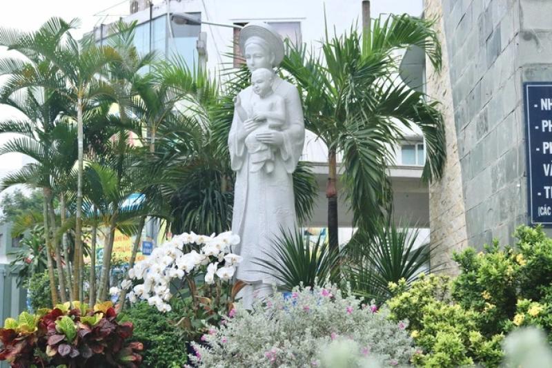 Độc đáo nhà thờ Ba Chuông có kiến trúc giống đình làng ở TP.HCM- Ảnh 9.