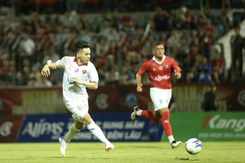 Michael Owen, Lê Huỳnh Đức cùng tỏa sáng trong ngày huyền thoại M.U giành chiến thắng ở Đà Nẵng- Ảnh 12.
