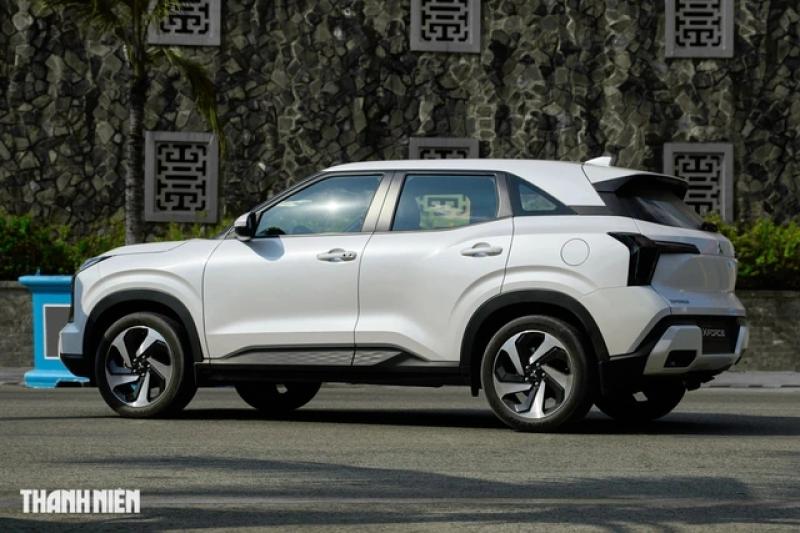 Mitsubishi DST Concept liệu có thành công sau khi thương mại hoá? - Ảnh 3. Mitsubishi DST Concept liệu có thành công sau khi thương mại hoá? - Ảnh 3.