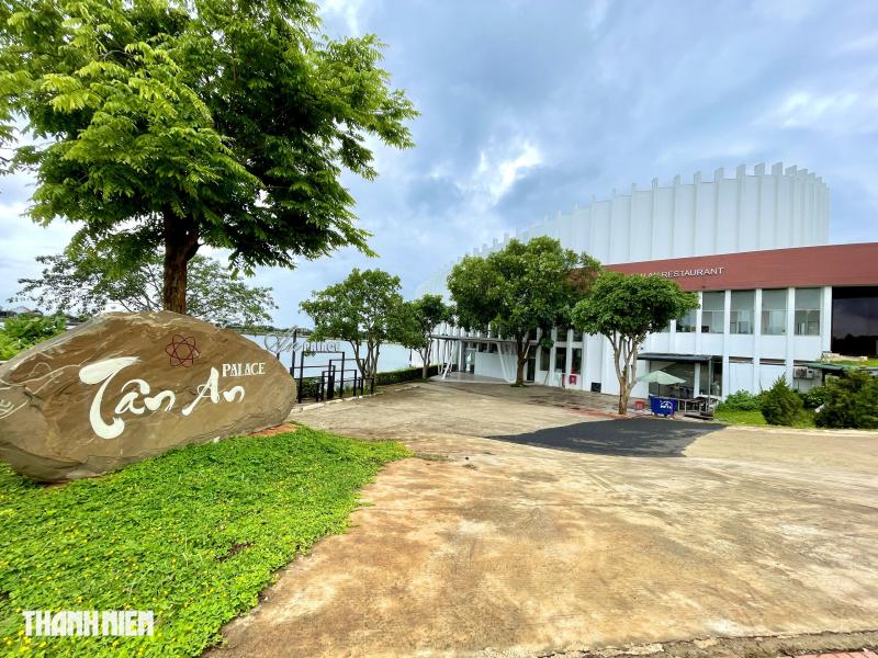 Khởi tố 2 cán bộ huyện liên quan sai phạm tại Tân An Palace - Ảnh 2. Khởi tố 2 cán bộ huyện liên quan sai phạm tại Tân An Palace - Ảnh 2.