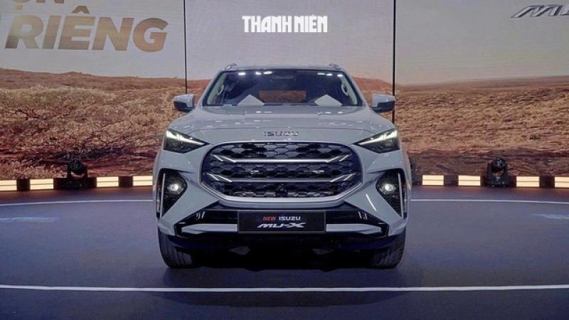 Isuzu mu-X 2025 giá từ 928 triệu đồng, đổi thiết kế quyết ‘đấu’ Ford Everest - Ảnh 4.