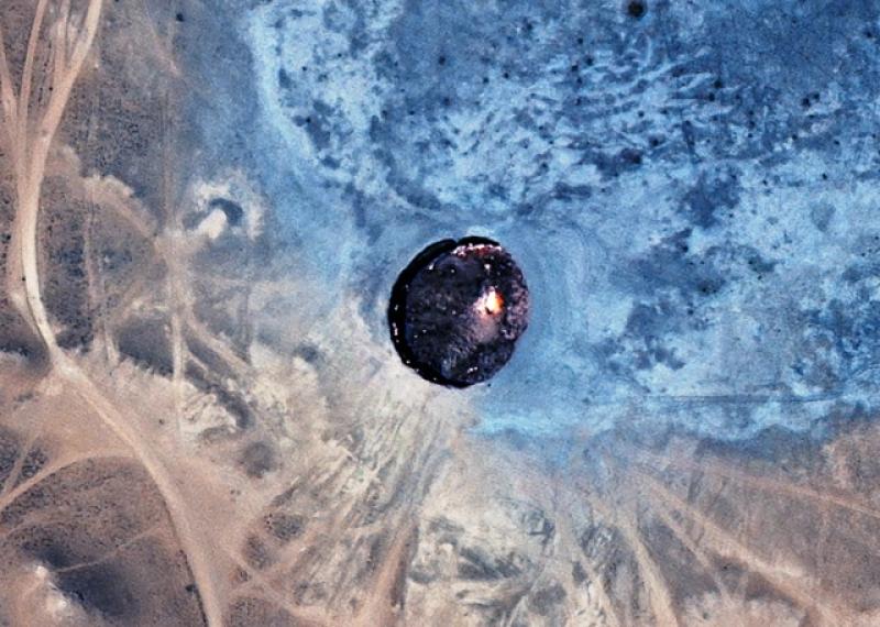 Turkmenistan kiểm soát cổng địa ngục sau hơn 50 năm cháy rực giữa sa mạc Karakum - Ảnh 1.