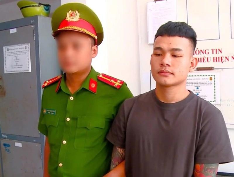 Tạm giữ đối tượng tấn công điều dưỡng viên tại Bệnh viện đa khoa Khánh Hòa- Ảnh 2.