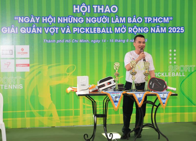 Tranh tài hấp dẫn tại giải pickleball 'Hội thao những người làm báo TP.HCM'- Ảnh 1.