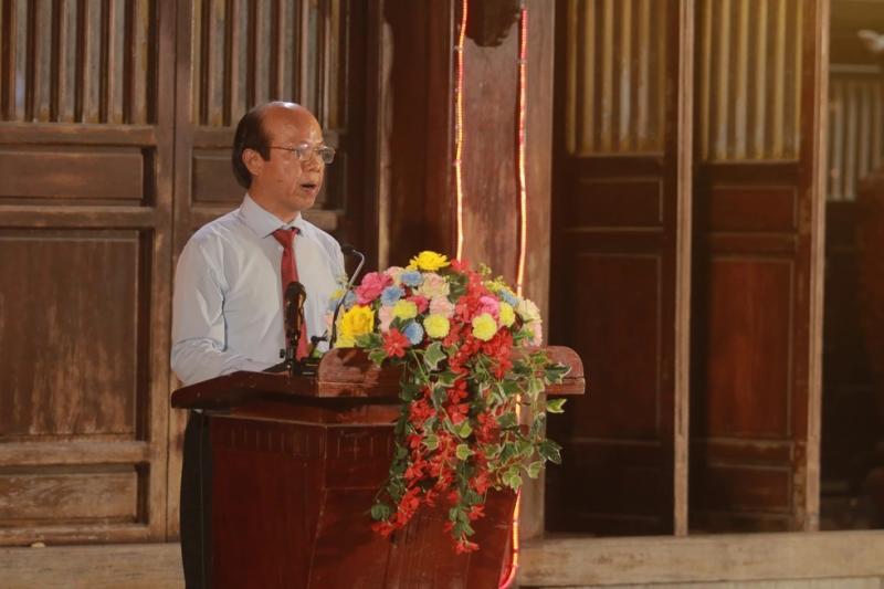 Sông Thạch Hãn lặng trôi, hoa đăng rực sáng tri ân- Ảnh 2.