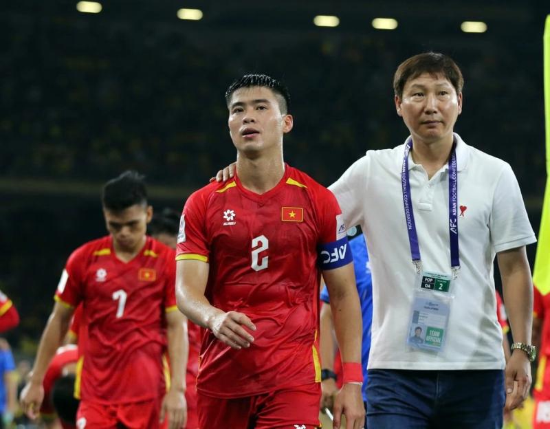 HLV Kim Sang-sik chia tay đội tuyển Việt Nam ngày 11.6, các cầu thủ về đá V-League- Ảnh 1.