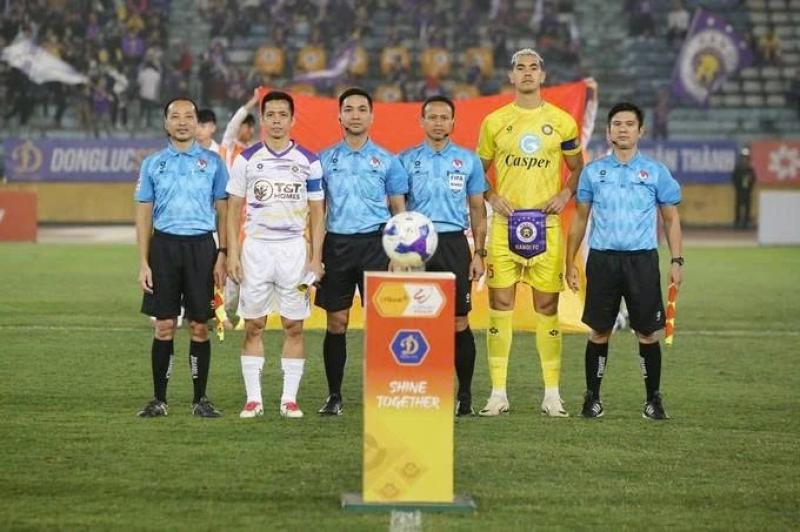 Lộ diện 2 trọng tài Malaysia điều hành trận play-off: Bình Phước tạo lịch sử, hay Đà Nẵng thoát hiểm?- Ảnh 2.