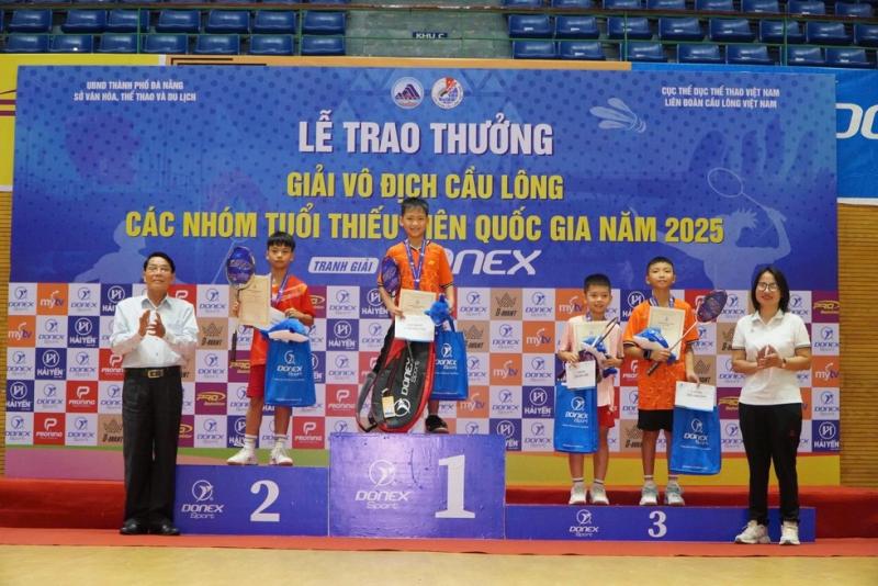 TP.HCM xuất sắc giành 5 HCV giải cầu lông các nhóm tuổi thiếu niên quốc gia- Ảnh 2.