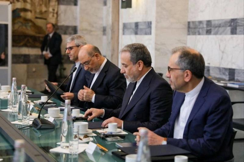 Iran phản đối Mỹ trong đàm phán hạt nhân và cảnh báo về hợp tác với IAEA - Ảnh 1.