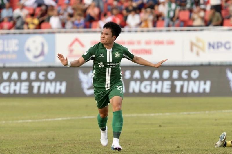 Công Phượng ghi dấu ấn sắc nét, Bình Phước thắng đậm: Đá play-off tìm suất thăng hạng V-League- Ảnh 4.