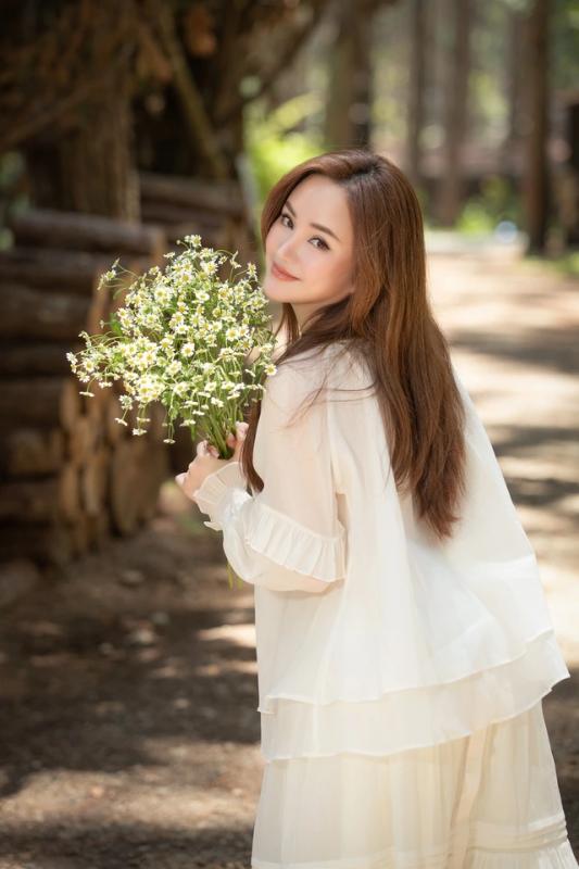 Vy Oanh tiết lộ cuộc sống đời thường với chồng đại gia  - Ảnh 1.