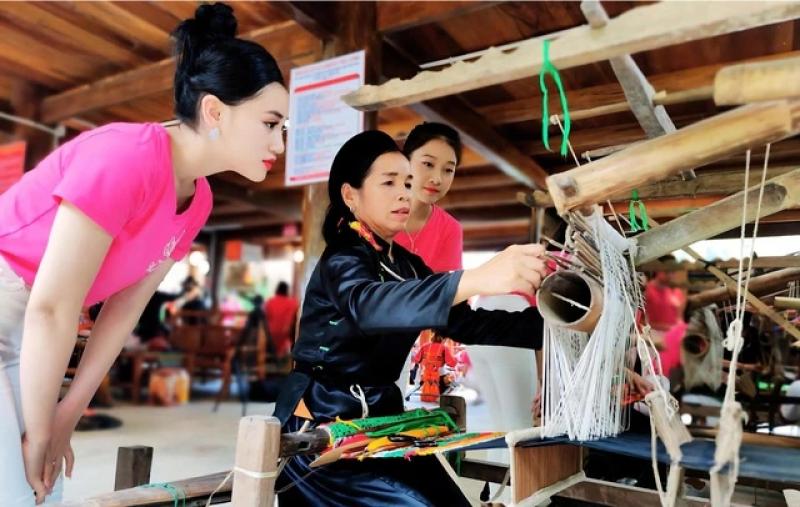 Chuyện về những khung cửi cổ xứ Tuyên- Ảnh 2.
