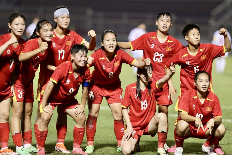 U.19 Việt Nam, Thái Lan thắng ấn tượng ở giải nữ: 2 siêu phẩm tại sân Thống Nhất- Ảnh 1.