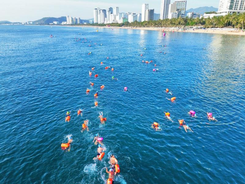 Các kình ngư chinh phục vịnh biển đẹp nhất thế giới tại SeaStar Nha Trang Bay 2025- Ảnh 2.