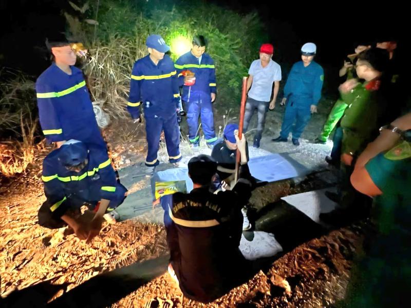 Liên tiếp cứu hộ du khách lạc núi, Khánh Hòa tìm giải pháp quản lý- Ảnh 1.