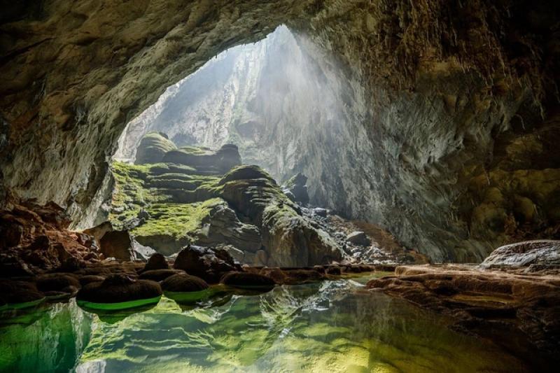 Báo Mỹ ca ngợi hang động ở Việt Nam 'có thể chứa cả dãy nhà chọc trời'- Ảnh 1.