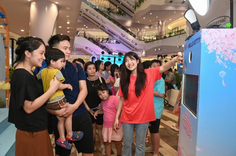 100 bé gái lần đầu 'lột xác' trên sàn diễn tại ngày hội Giấc Mơ Lọ Lem- Ảnh 11.