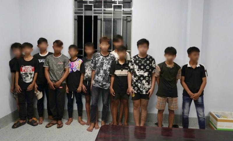 Lâm Đồng: 2 nhóm đem hung khí đi hỗn chiến, 16 người bị khởi tố- Ảnh 2.