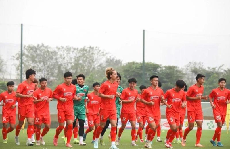U.23 Việt Nam đến Indonesia an toàn, tập ngay ngày đầu: Chinh phục đỉnh cao khu vực- Ảnh 6.
