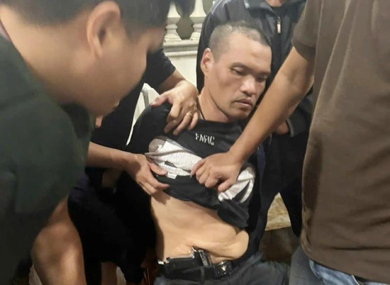 Bắt nghi phạm ma túy, cướp tài sản, tàng trữ súng tại vùng biên Quảng Trị- Ảnh 1.