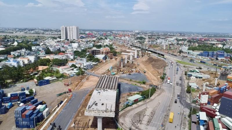 TP.HCM: Phó chủ tịch Bùi Văn Cường kiểm tra công trình giao thông, tháo gỡ ùn tắc- Ảnh 1.