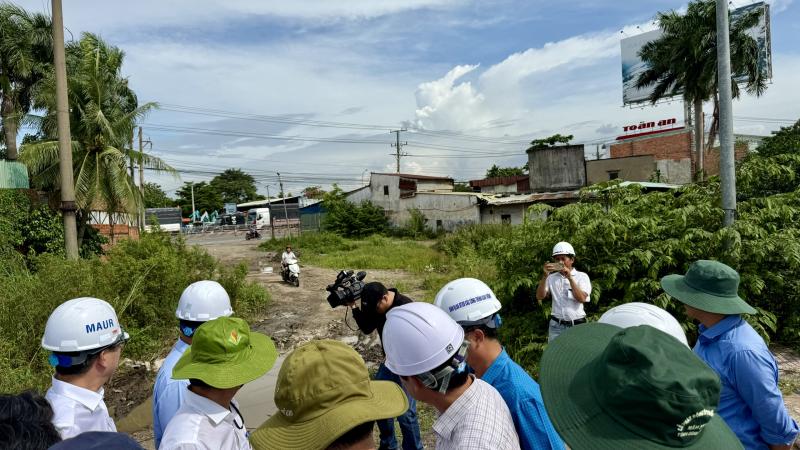 TP.HCM: Phó chủ tịch Bùi Văn Cường kiểm tra công trình giao thông, tháo gỡ ùn tắc- Ảnh 3.