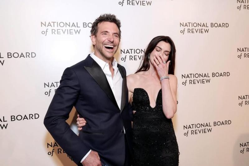 Người bạn thân nổi tiếng duy nhất của Anne Hathaway ở Hollywood  - Ảnh 3.