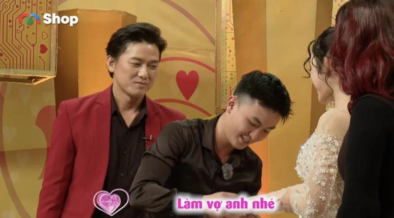 Hồng Vân ngỡ ngàng khi nữ DJ tiết lộ chuyện tình từ bàn nhậu - Ảnh 4.