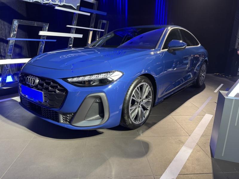 Sedan hạng sang Audi A5 'thế chân' A4 tại Việt Nam, giá 2,199 tỉ đồng - Ảnh 1.
