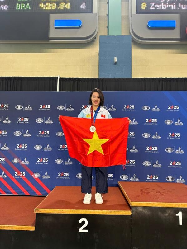 T&T Group thưởng cho đoàn thể thao CAND, xạ thủ Trịnh Thu Vinh tạo ấn tượng- Ảnh 3.