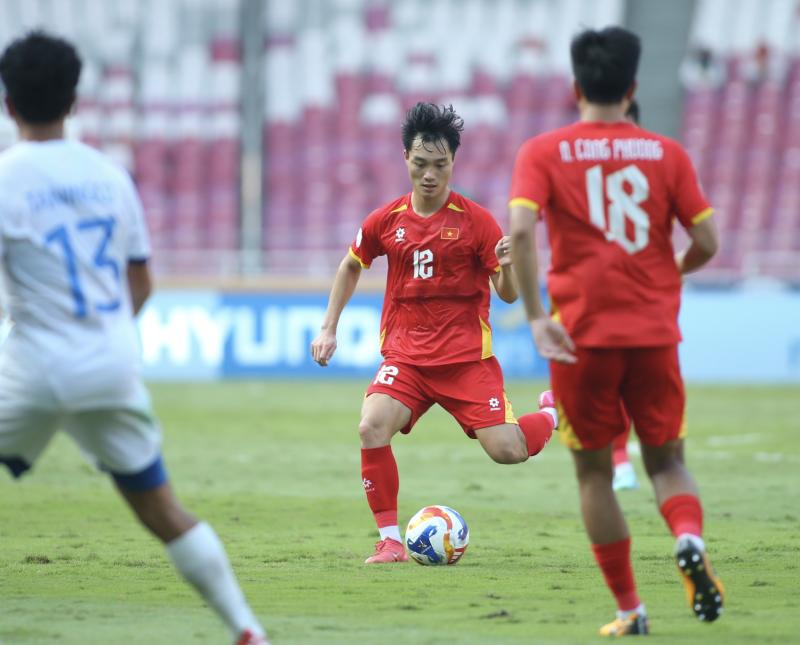 Người hùng U.23 Việt Nam: Chưa đá V-League phút nào vẫn thành 'quân bài tẩy', anh là ai?- Ảnh 1.