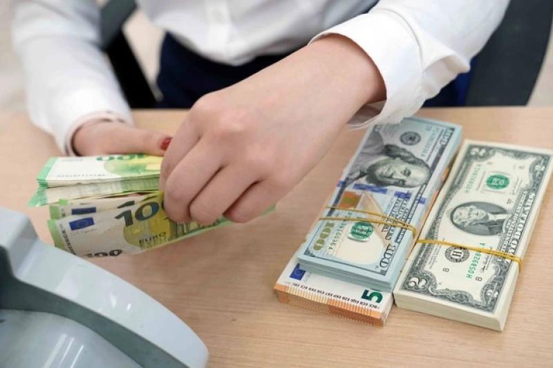 Giá USD hôm nay 2.7.2025: Tăng vọt trở lại mức kỷ lục- Ảnh 1.