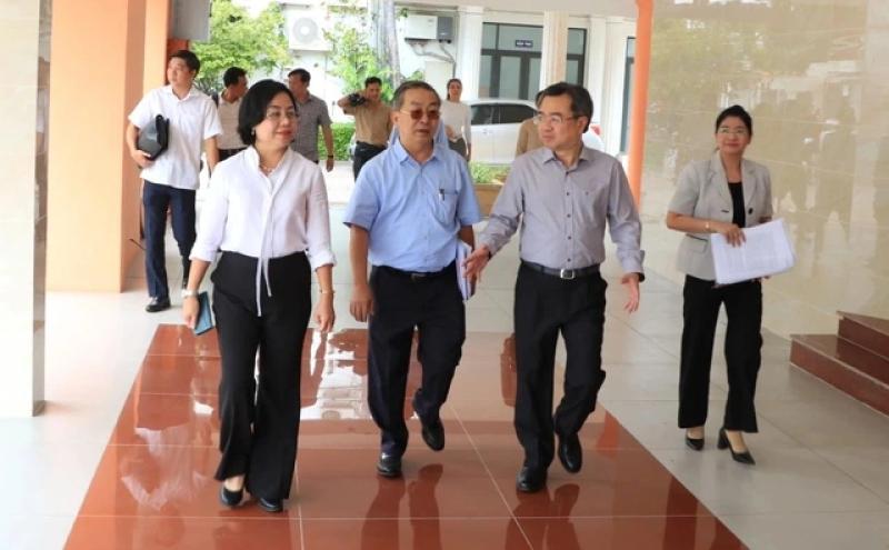 Ông Nguyễn Thanh Nghị thăm hỏi người dân ở phường- Ảnh 4.