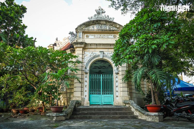 Mộ cổ 136 năm ở TP.HCM hình bát giác, của bác học thông thạo 26 ngôn ngữ- Ảnh 3.